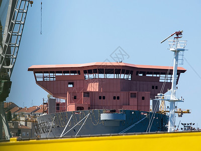 造船厂甲板船道船运建造维修工作船台制造业船体起重机背景