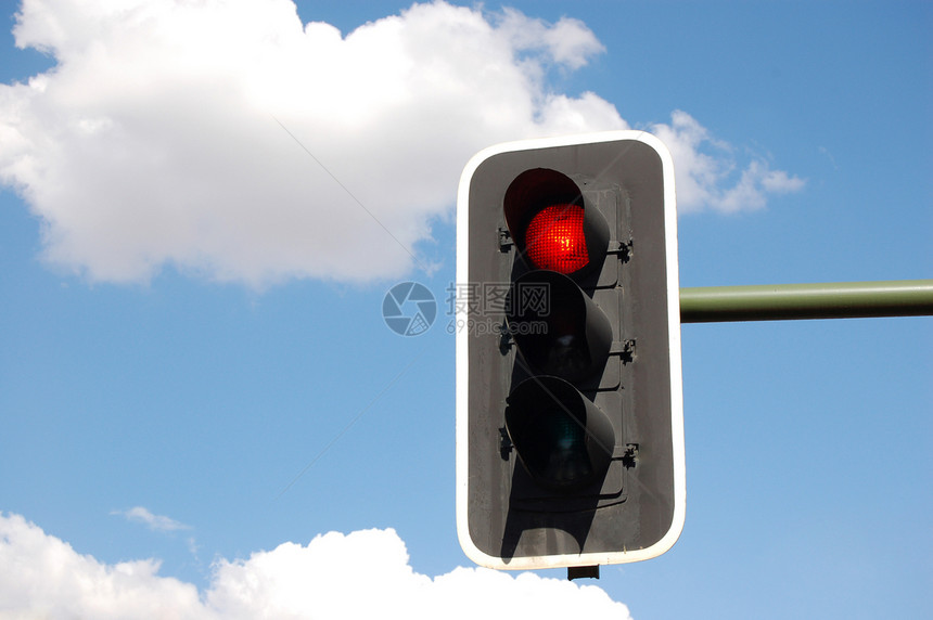 天空中的交通灯光街道气氛警告蓝色日光驾驶天堂气象运输管子图片