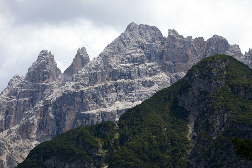 山山脉阳光地形风景荒野登山远足旅行石灰石岩石石头图片