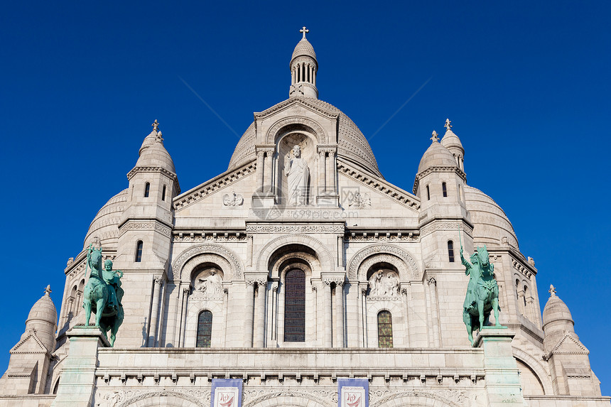 法国巴黎Montmartre 蒙马特建筑历史晴天建筑学旅游城市遗产石头历史性旅行图片