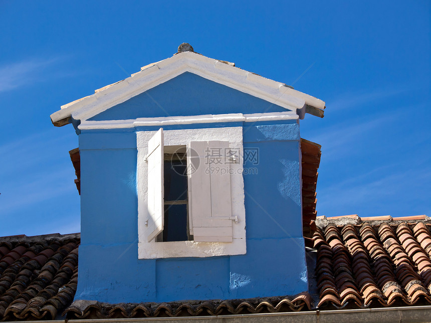 蓝色屋顶图片