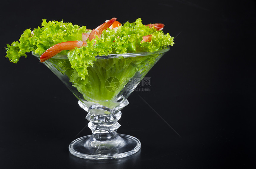 虾沙拉水果美食黑色宏观绿色饮食红色贝类海鲜盘子图片
