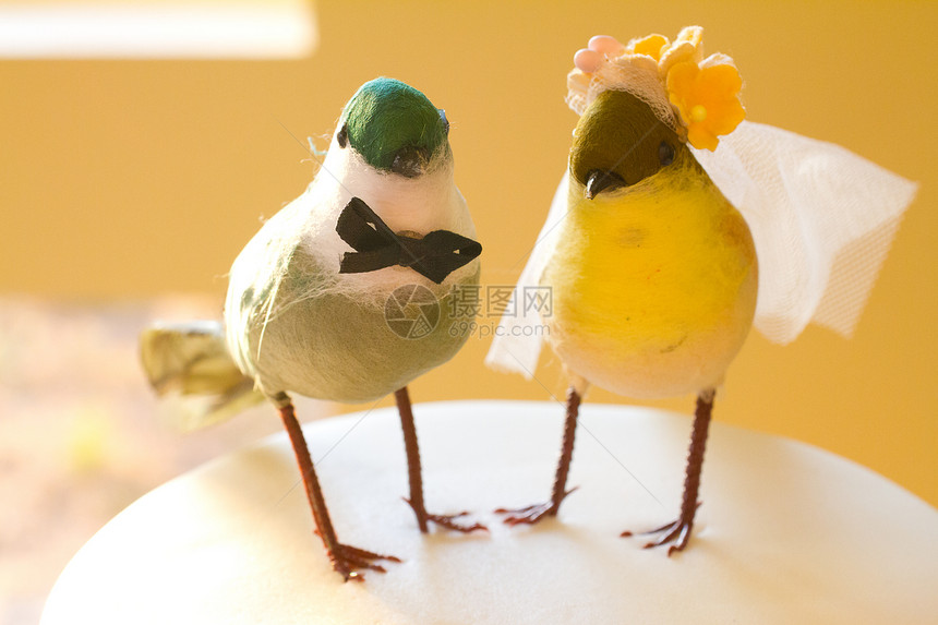 两鸟蛋糕图片