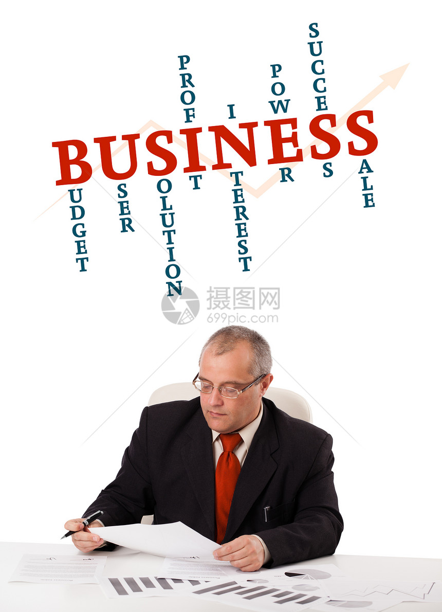 商务人士坐在桌上 有字云的文字男人领带兴趣利润职业解决方案办公室男性桌子用户图片