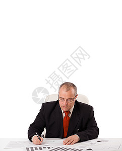 总务长商业商坐在有复制空间的办公桌工人微笑经理桌子工作男人商业老板签名商务背景