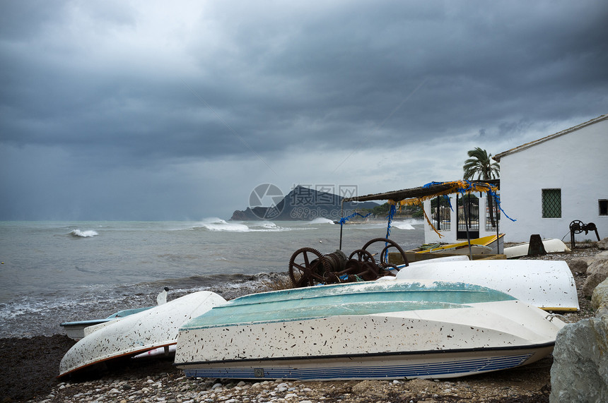 暴风天气海洋海岸线波浪海岸云景雷雨灾难渔船戏剧性海滩图片