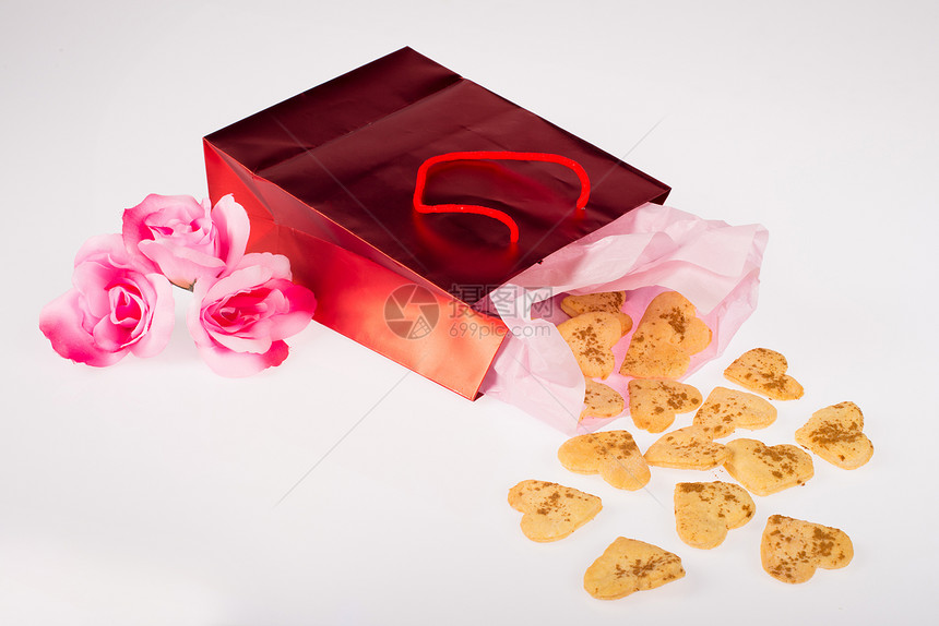 情人饼干展示浪漫水平花瓣纪念日花朵粉色周年红色玫瑰图片