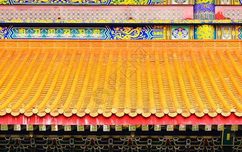 旧的黄黄中国式屋顶背景图片