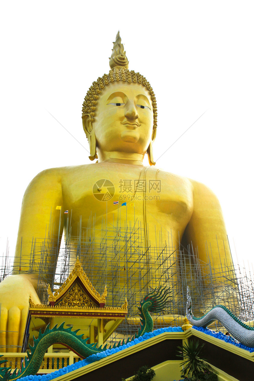 大佛雕像下建造的寺庙蓝色宗教上帝文化雕塑金子偶像地标金属图片