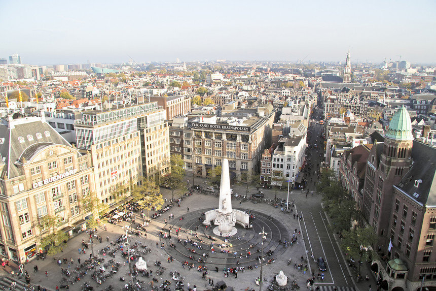 阿姆斯特丹与荷兰大坝相伴的城市风景图片