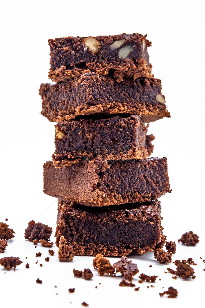 很多巧克力蛋糕棕色美食巧克力营养甜点蛋糕可可核桃食物正方形图片