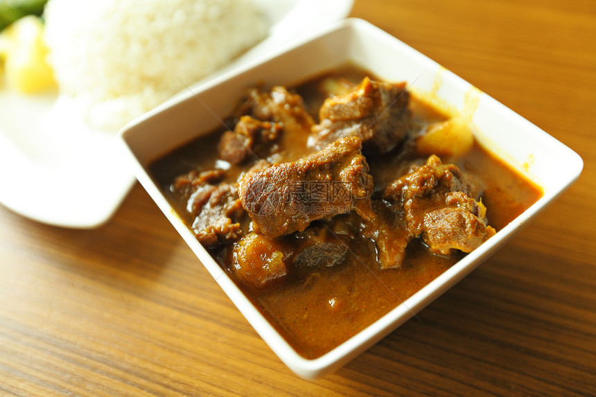 咖喱 印度食品香料奶牛羊肉美食烹饪午餐木头盘子食物图片