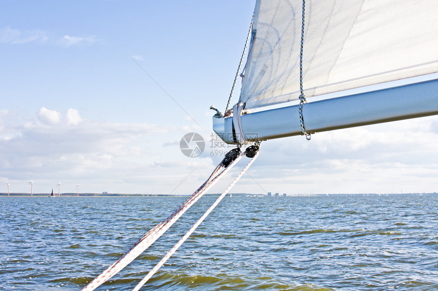 在荷兰的海上航行运动风帆游艇帆船娱乐图片