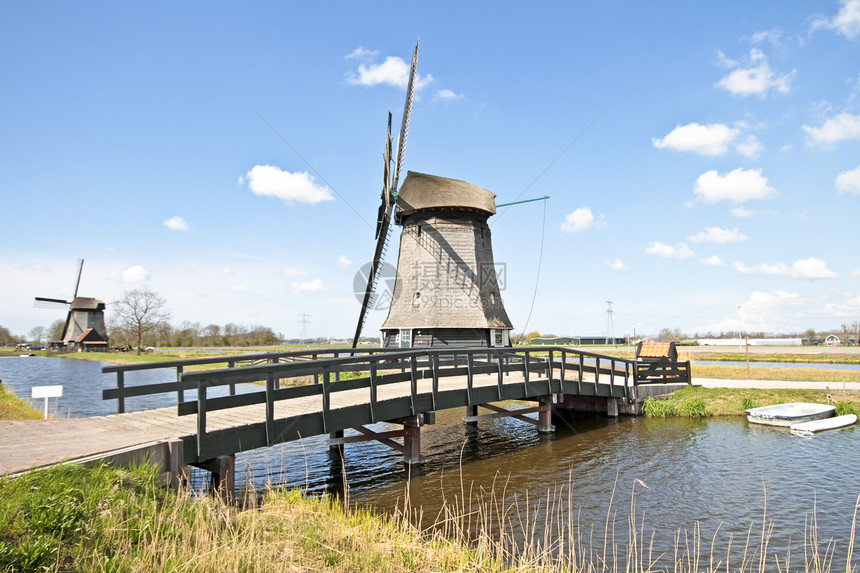 荷兰荷兰土丘风景传统风力磨风机图片