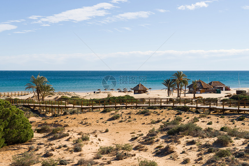 沿海沙丘海滩假期水平晴天支撑天桥海岸阳光行人图片