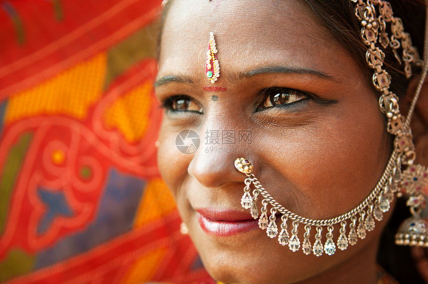 传统印第安妇女特结图片