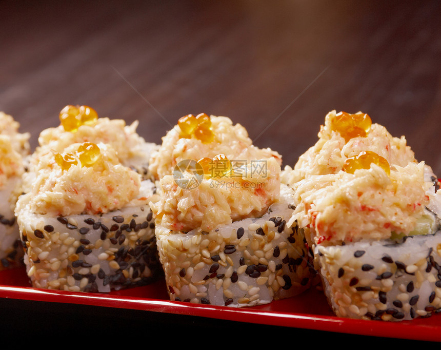 日本的寿司传统日本菜餐厅烹饪食物熟食芝麻饮食盘子美食文化海鲜图片