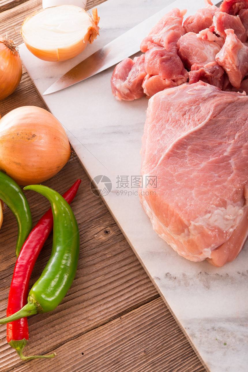 研磨机猪肉牛扒派对屠夫磨床厨房胡椒蔬菜火腿食物图片