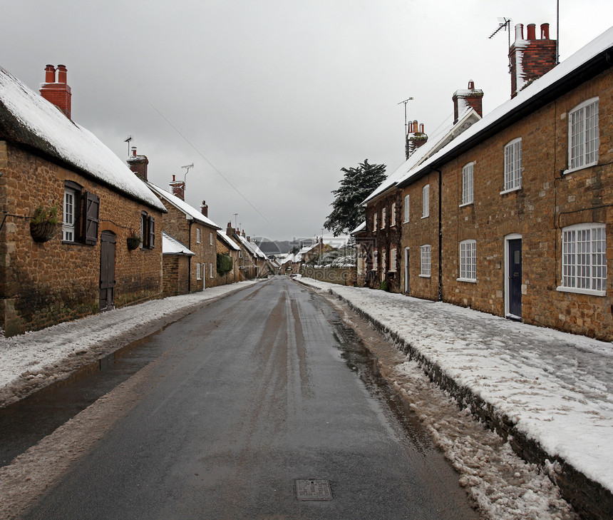 冬季雪雪建筑学村庄乡村英语房子白色小屋芦苇茅草历史图片