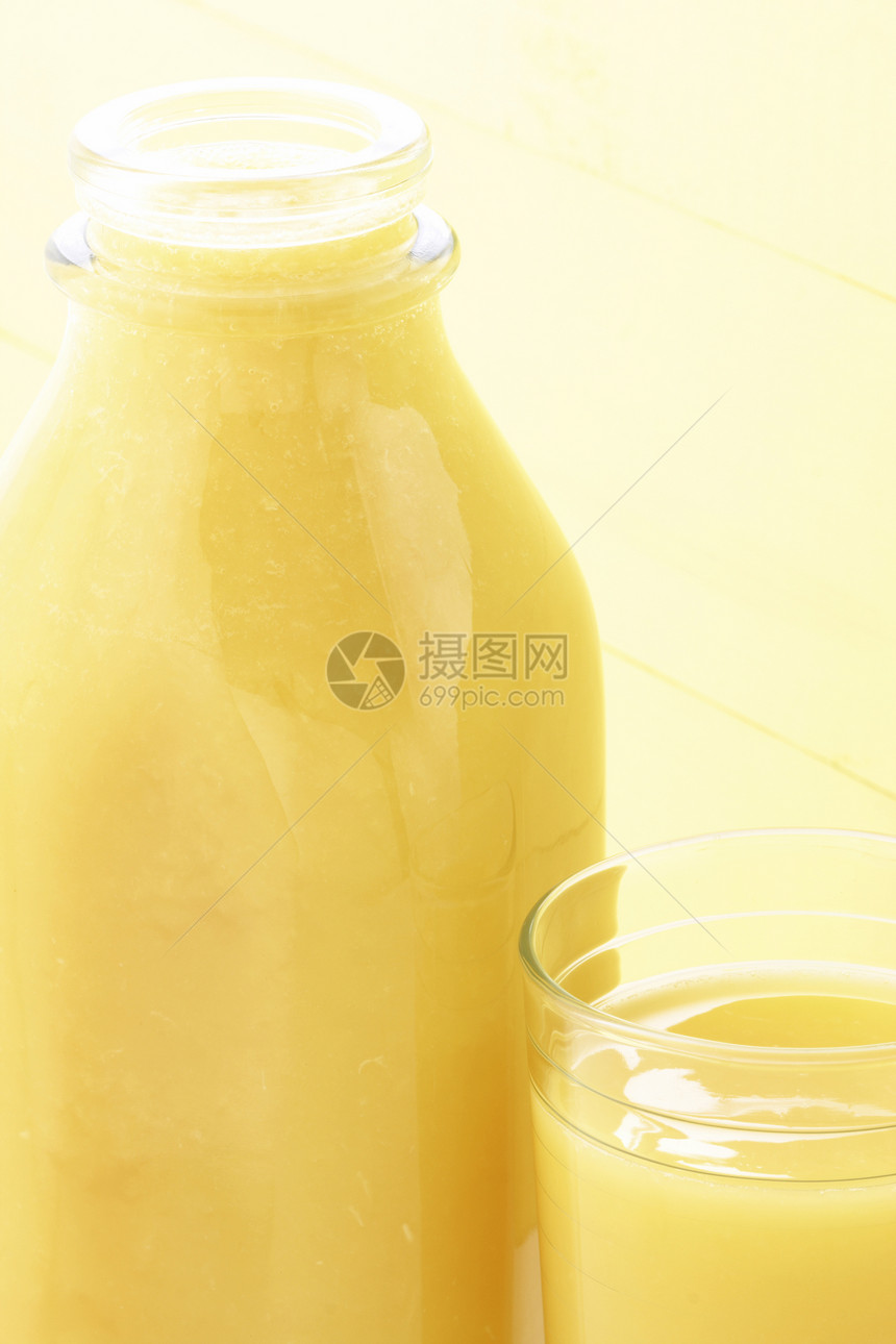 新鲜的橙汁水果橙子果汁果汁瓶橙色纤维饮料图片
