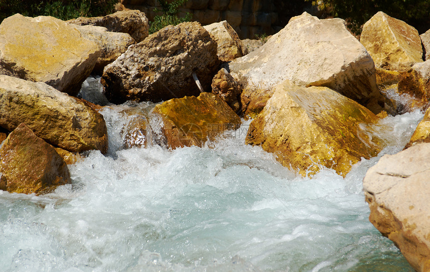 山河生态绿色溪流火鸡岩石旅行石头瀑布乡村公园图片
