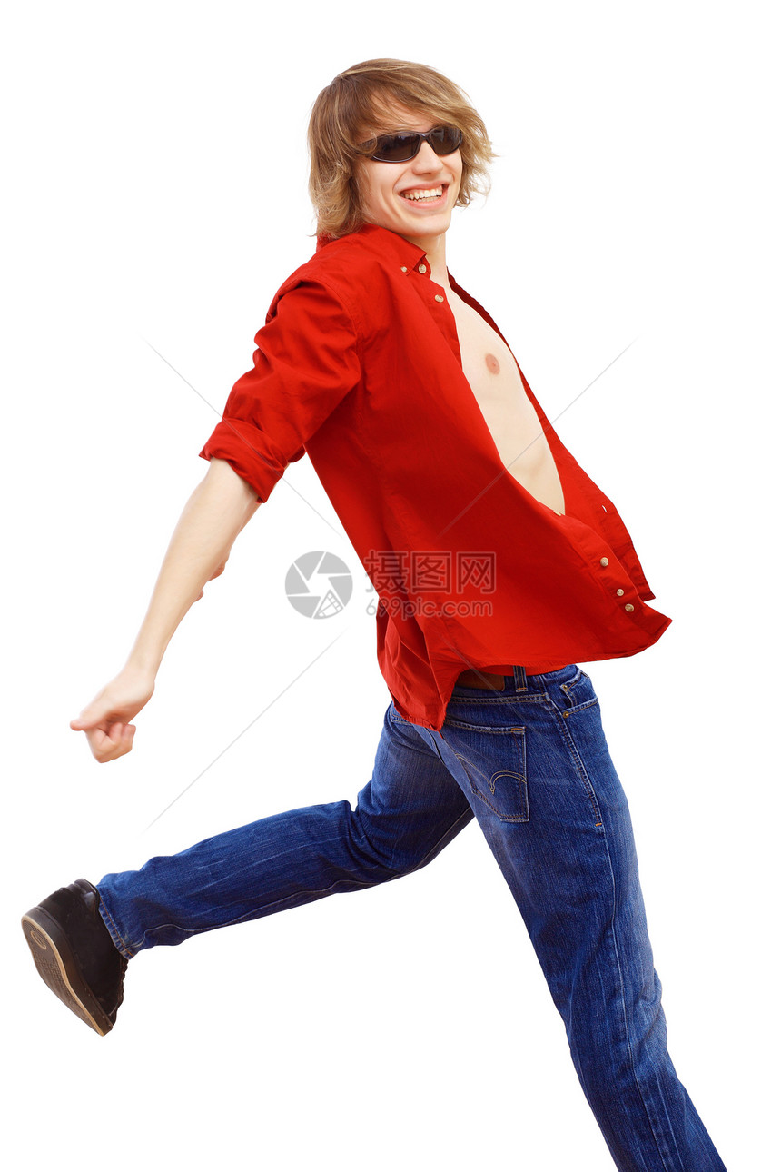 快乐微笑的年轻男子舞蹈旋律霹雳舞者运动海浪娱乐青少年冒充音乐会平衡岩石图片