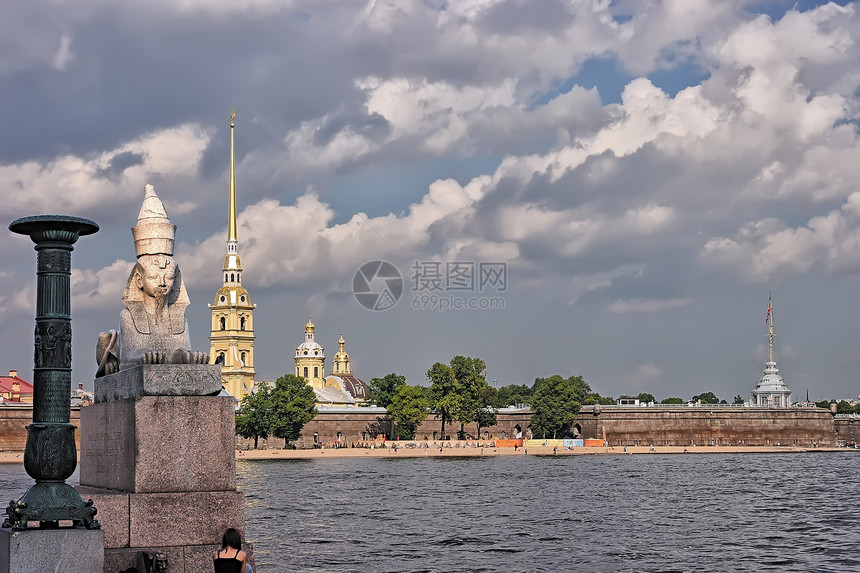 俄罗斯圣彼得堡城市教堂旅游大教堂古董历史狮身天空文化景观图片
