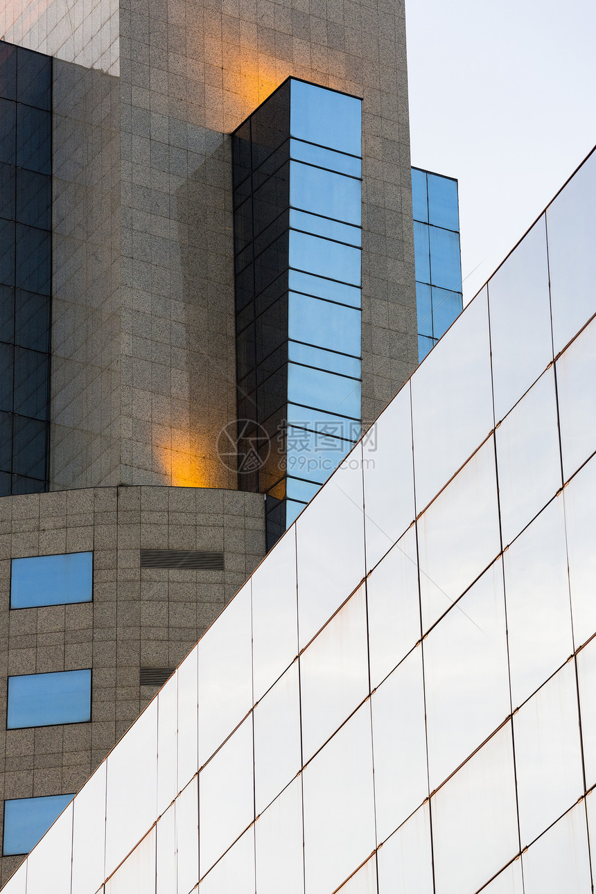现代商务中心大楼财产玻璃办公室全景商业大厦镜子网格城市框架图片