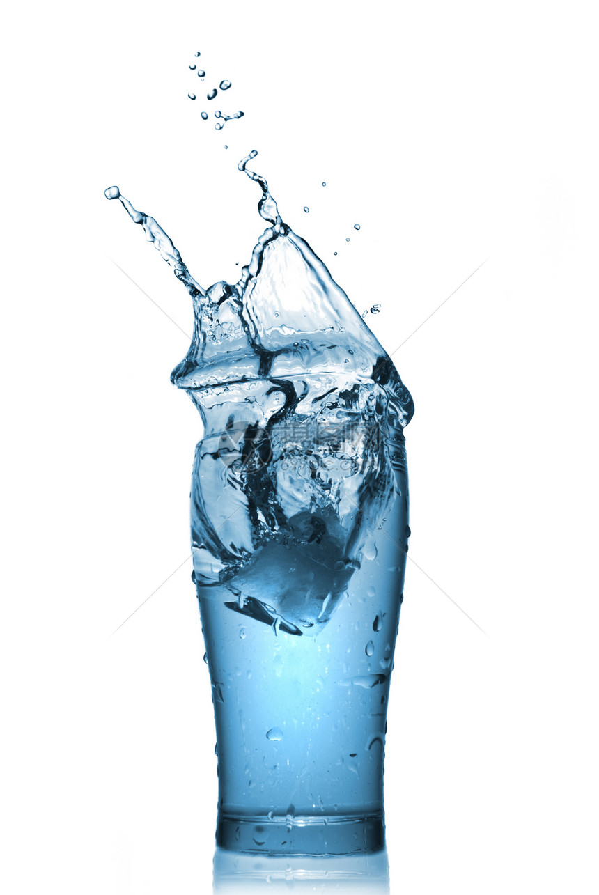 白色的隔绝玻璃中的水滴子活力运动福利波纹流动蓝色水滴立方体海浪液体图片