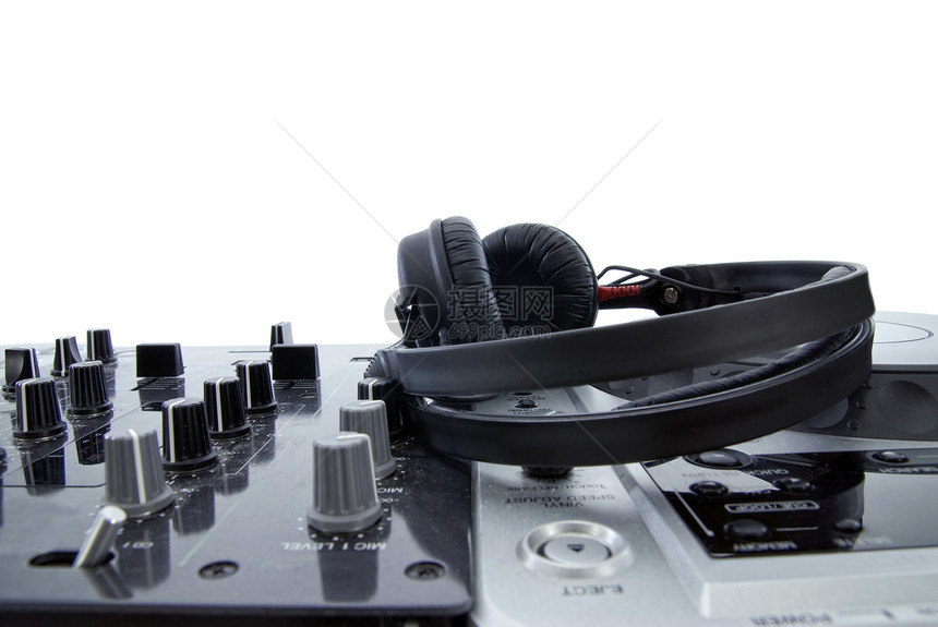 dj 带耳机的dj混音器 在白色上隔离留声机俱乐部键盘工作室光盘娱乐盘子记录合金派对图片
