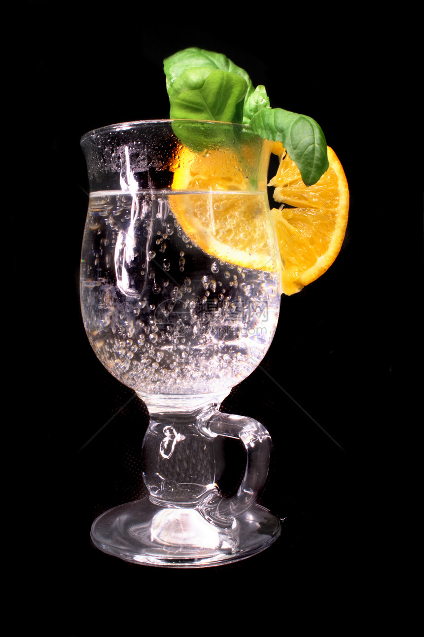 饮玻璃饮料酒吧食物反射果汁橙子绿色酒精液体图片