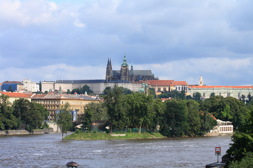 布拉格纪念碑生机城市城堡大教堂建筑房子中心地标教会图片