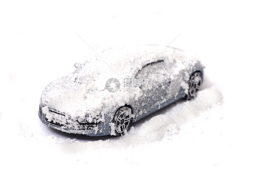 我的车在白色背景的雪上厚度卡车封锁粉状汽车司机寒冷运输图片