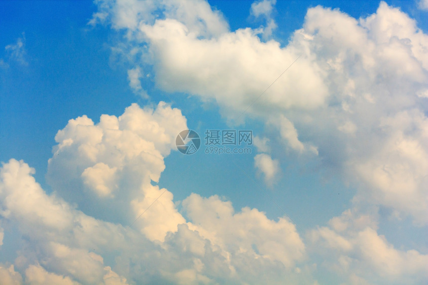 天空上的云云阳光蓝色白色编队云景天气风景气象积雨天堂图片