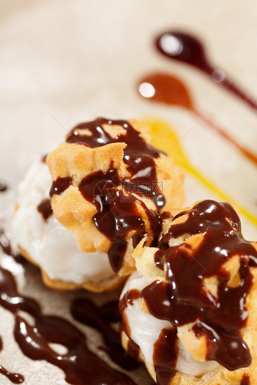 带冰淇淋的利润奶油糖浆商品咖啡店馒头美食薄荷盘子糖果巧克力图片