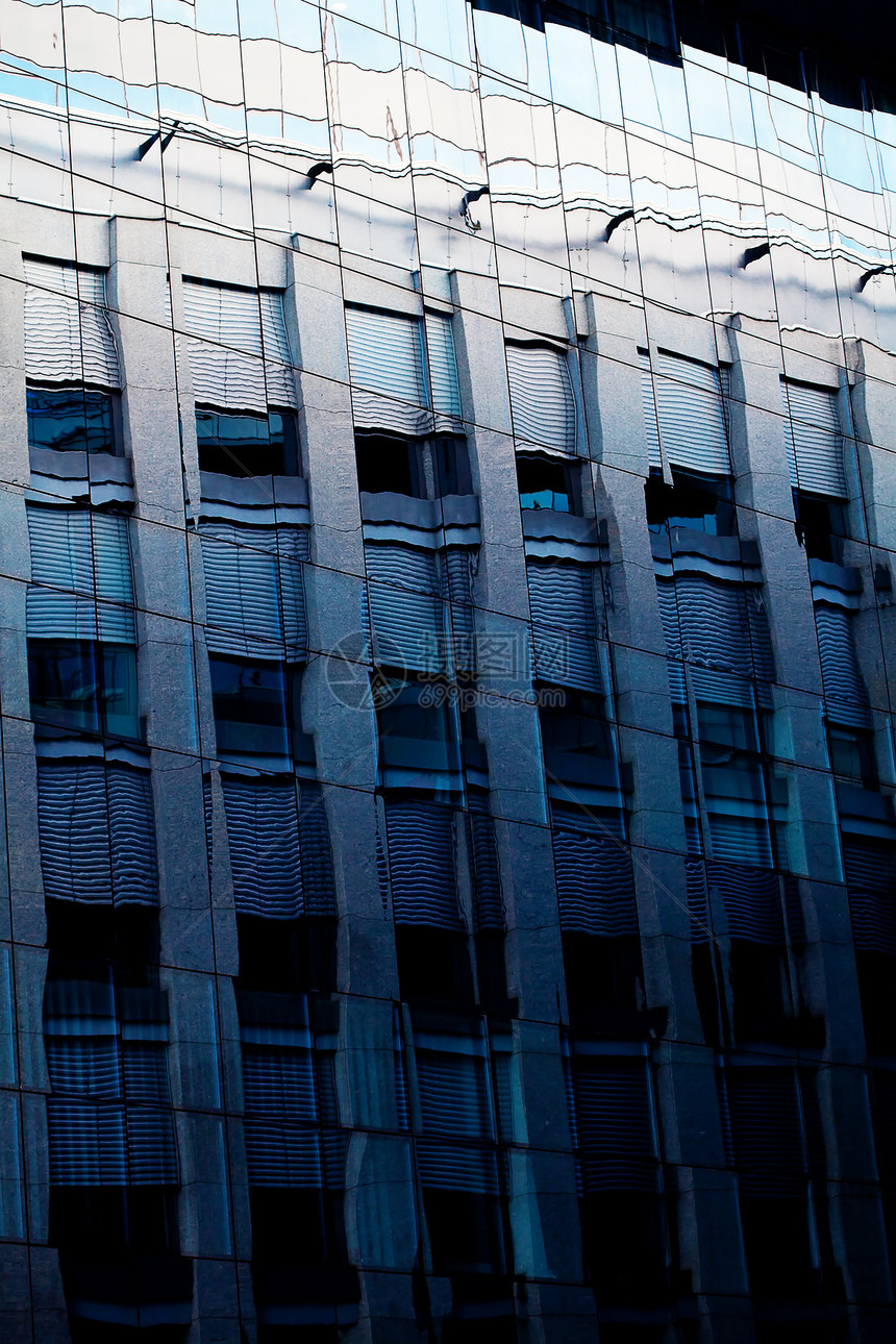 玻璃现代办公大楼背景面的图像工作建筑物摩天大楼生活反射场景脚步窗户组织城市图片