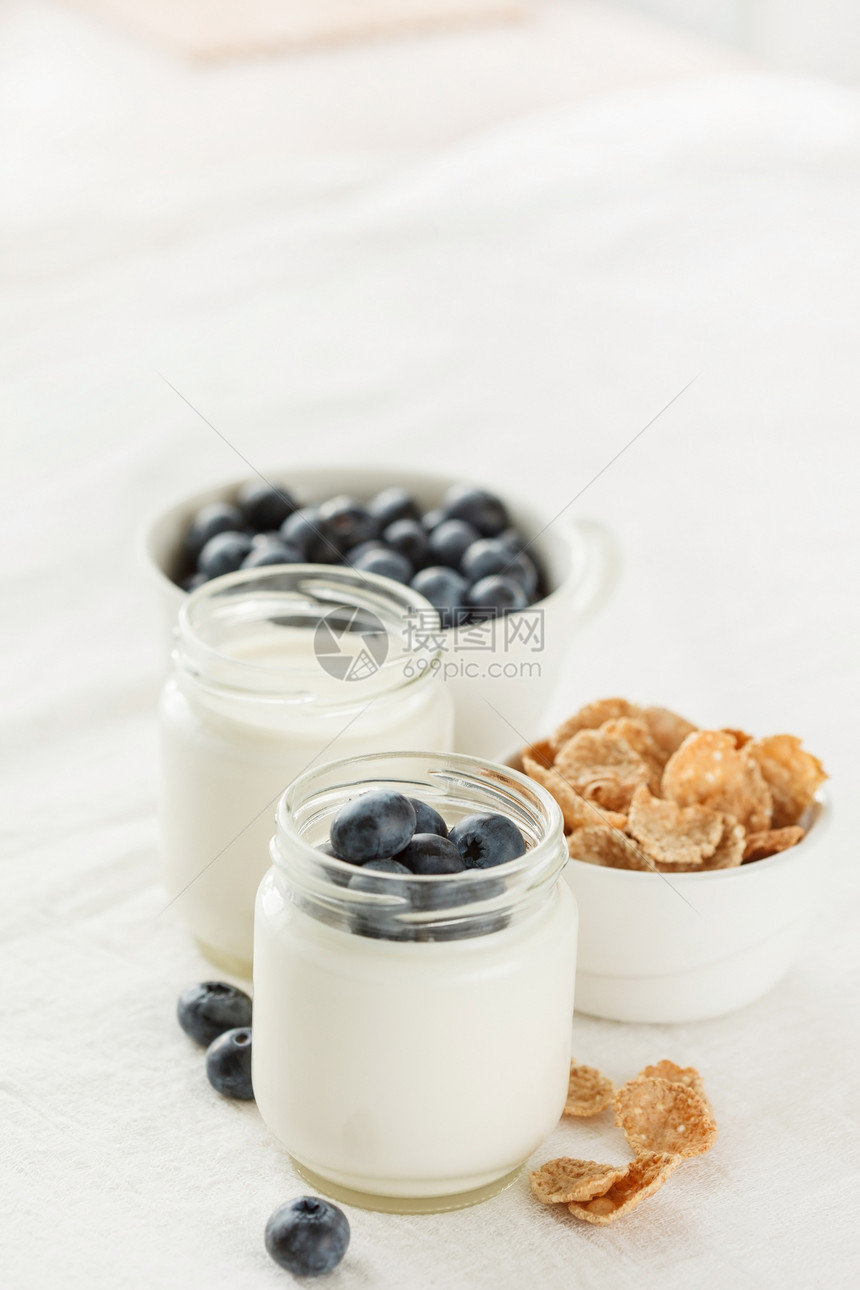 健康早餐燕麦勺子薄片茶点乳白色甜点谷物营养食物产品图片
