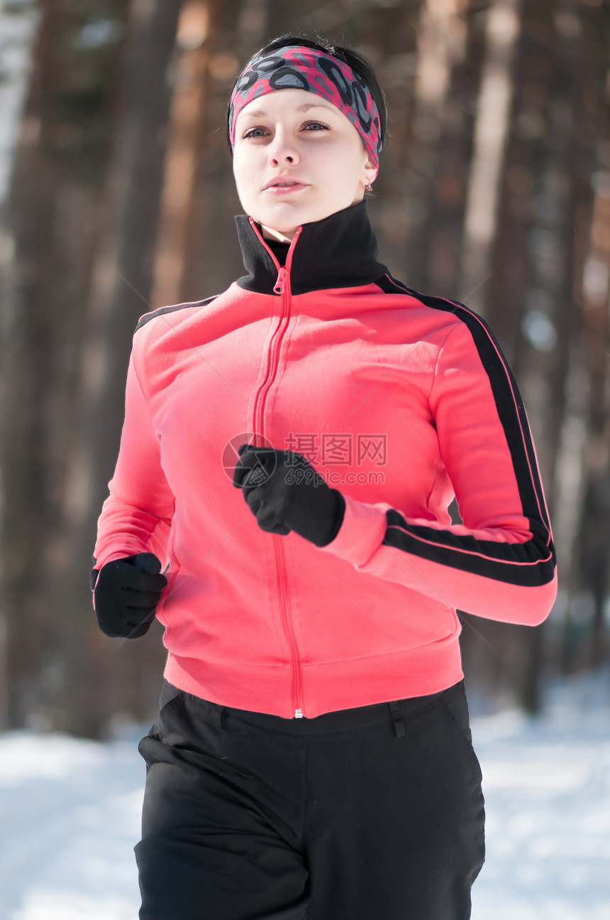 冬季运行森林运动慢跑跑步女性衣服快乐女士培训师成人图片