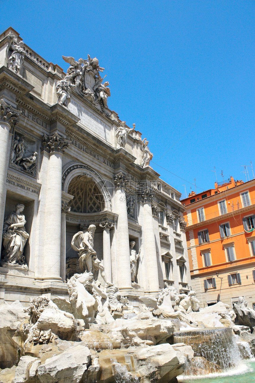 罗马的不老泉石头建筑学广场雕塑城市古董历史文化建筑大理石图片