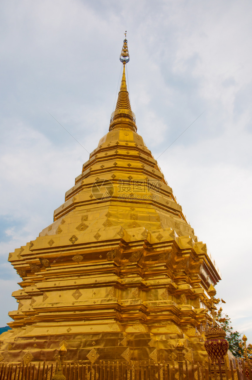 泰国天空重量佛陀寺庙不动产旅游旅行传统居住精神图片