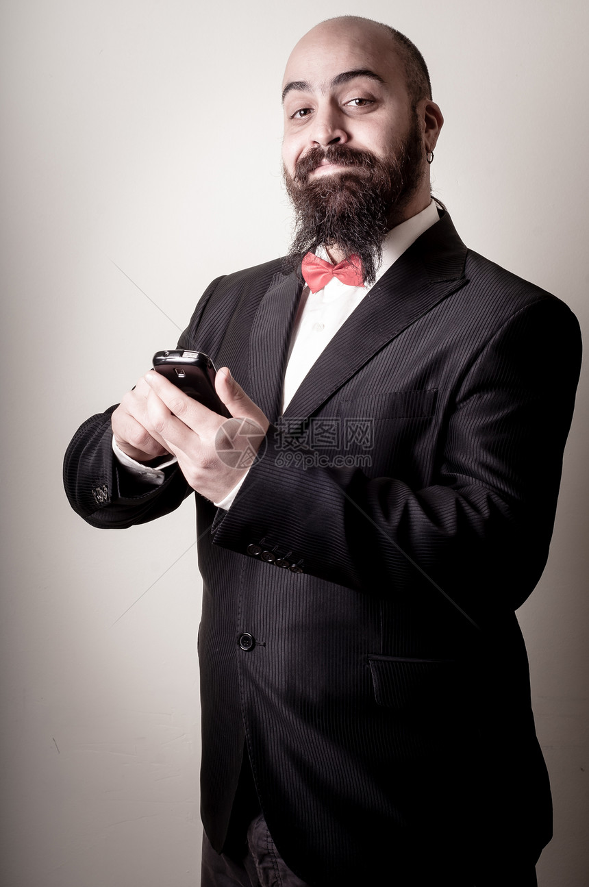 讲电话的长胡子男领带震惊男人秃顶脱发胡子夹克商业红色表情图片