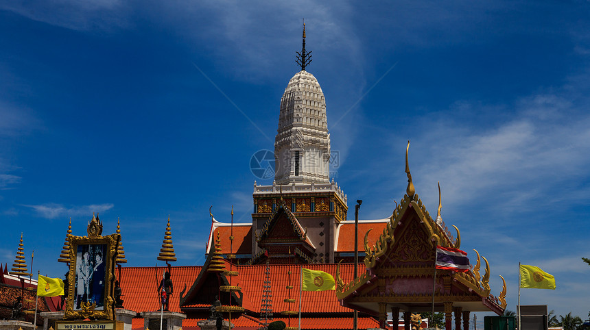 泰国Ayutthaya泰神庙历史性佛塔佛教徒精神地标历史雕像建筑学游客废墟图片