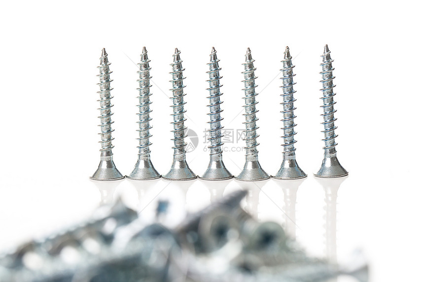 白色背景的银钉钉灰色团体反射店铺工具硬件木工乐器工业螺柱图片