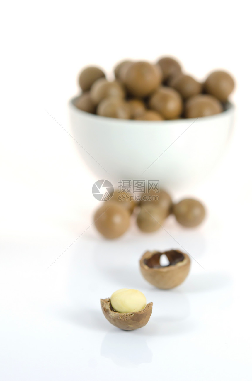 白枣的水果团体坚果裂缝杯子白色棕色食物图片