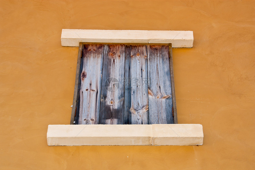 木制窗户图片