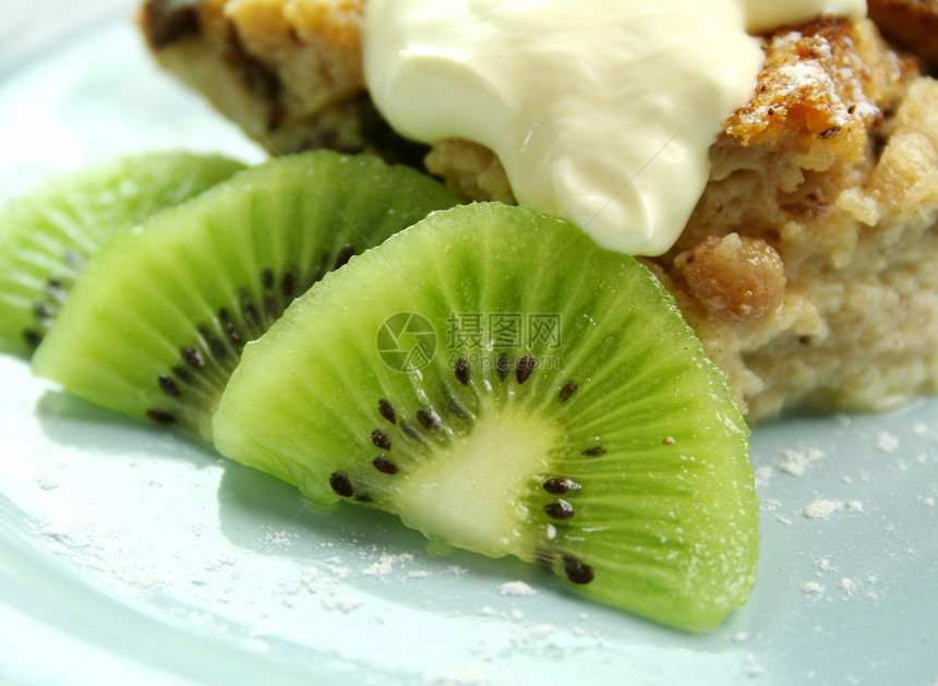 Kiwi 水果面包用餐健康种子糖霜美食味道烹饪奶油甜点图片