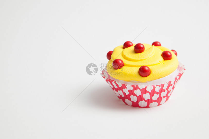 彩色纸杯蛋糕的特写面包甜点装饰蛋糕冰镇小雨磨砂图片