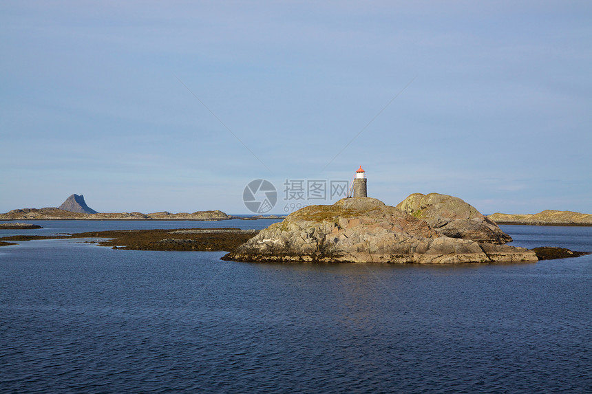 挪威洛基岛航行海洋岛屿风景蓝色岩石全景胰岛图片