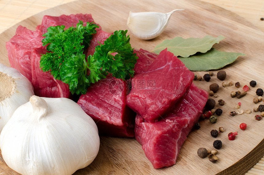 新鲜生肉胡椒牛肉食物香菜猪肉肌肉厨房鱼片木头饮食图片