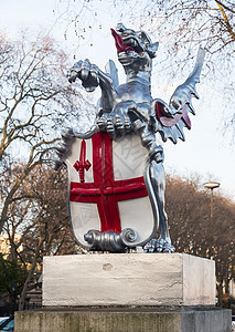 降龙之剑伦敦市龙的雕刻背景